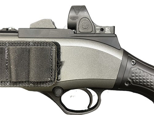 Le A300 Red Dot Sight Mounting Plate de Chisel Machining offre une construction en aluminium robuste, un ajustement précis et un montage optique intégré pour un tir optimal.